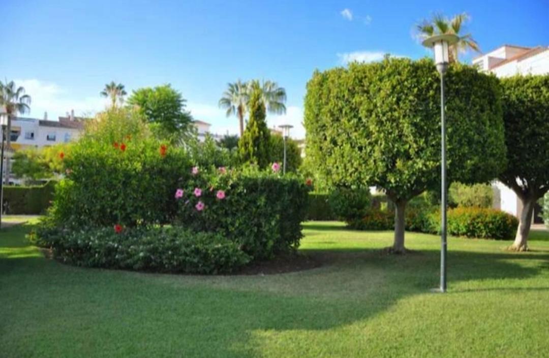 Junto A La Playa Wifi Parking Apartment Marbella